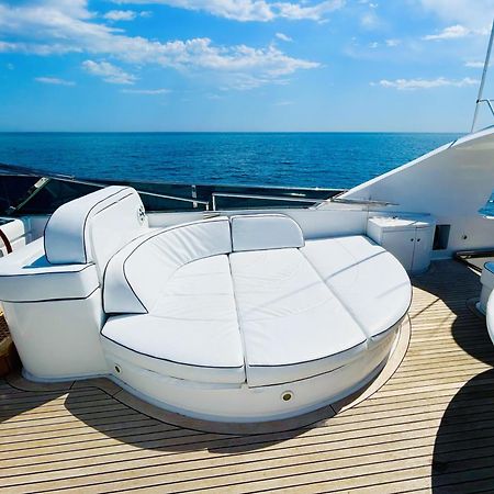מלון מארבלה Super Yacht Located In Puerto Banus מראה חיצוני תמונה
