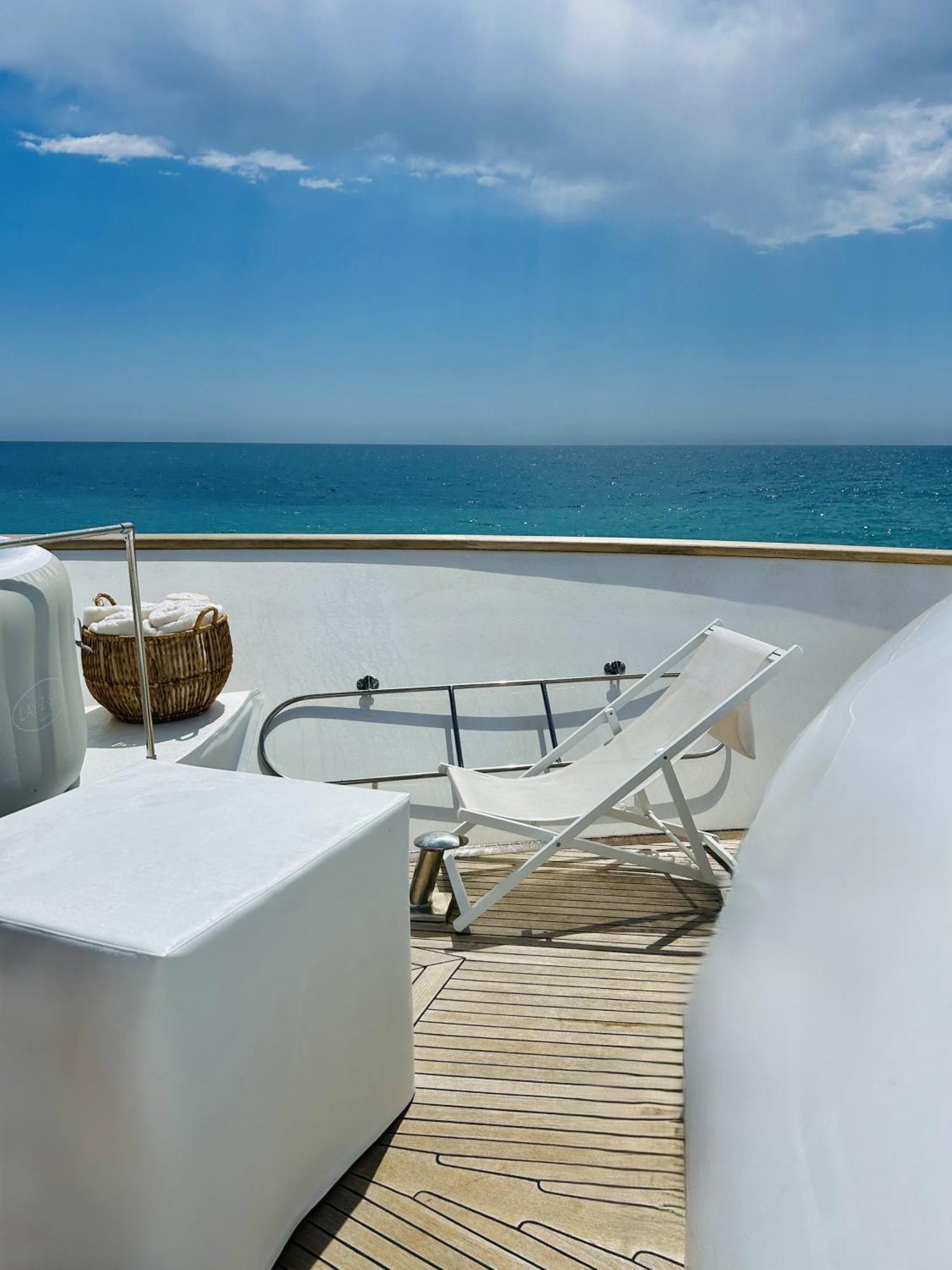 מלון מארבלה Super Yacht Located In Puerto Banus מראה חיצוני תמונה