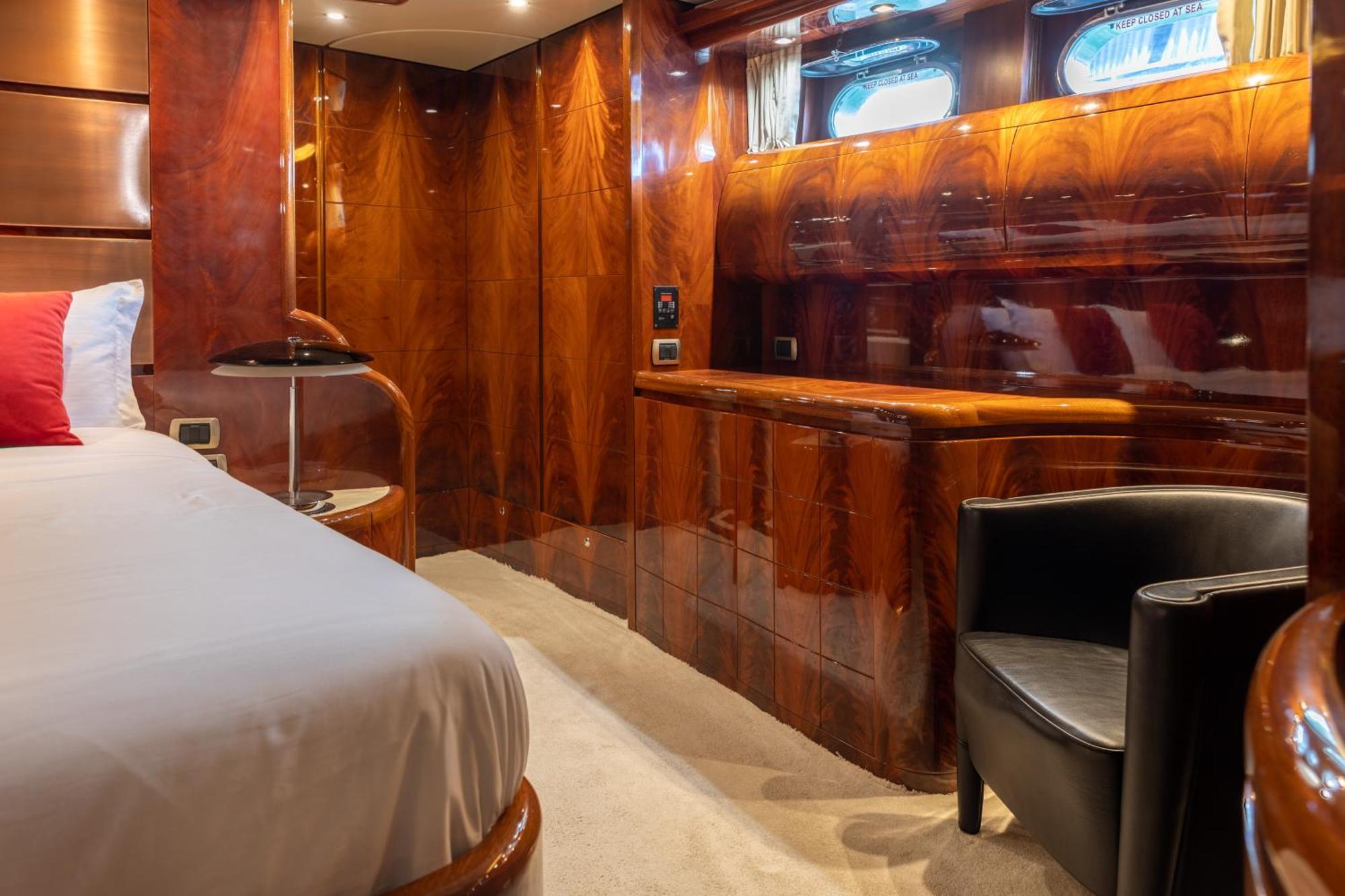 מלון מארבלה Super Yacht Located In Puerto Banus מראה חיצוני תמונה